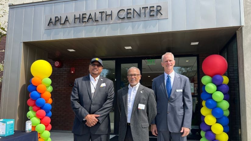 Group photo in front of the new APLA buiding