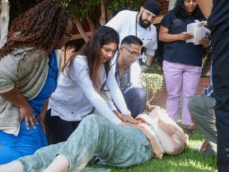 żHosts Dynamic IPE Simulation for Medical and Nursing Students