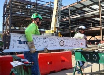 海角社区 Celebrates Topping Off Ceremony for Health Professions Education Building