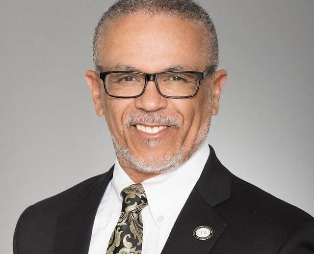 Dr.-David-M.-Carlisle