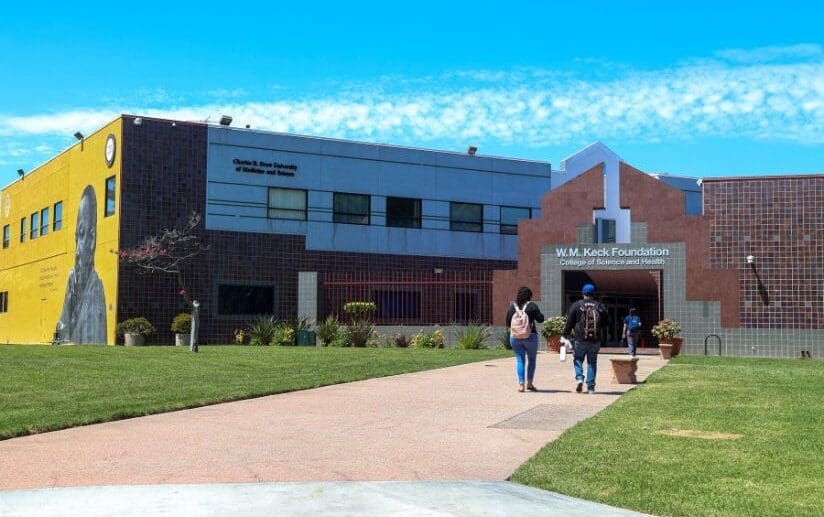 Keck-Building-and-students-walking